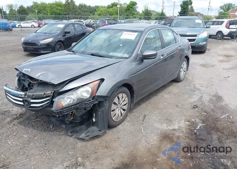 2012 Honda Accord 2.4 Lx из США, поврежденный, VIN 1HGCP2F3XCA195790